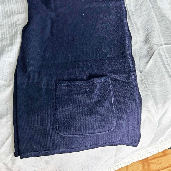 CARDIGAN, CASHMERE & SILK, SIZE XL, NAVY, V-NECK, NO COLLAR, HOLT RENFREW, - Picture 3 of 5